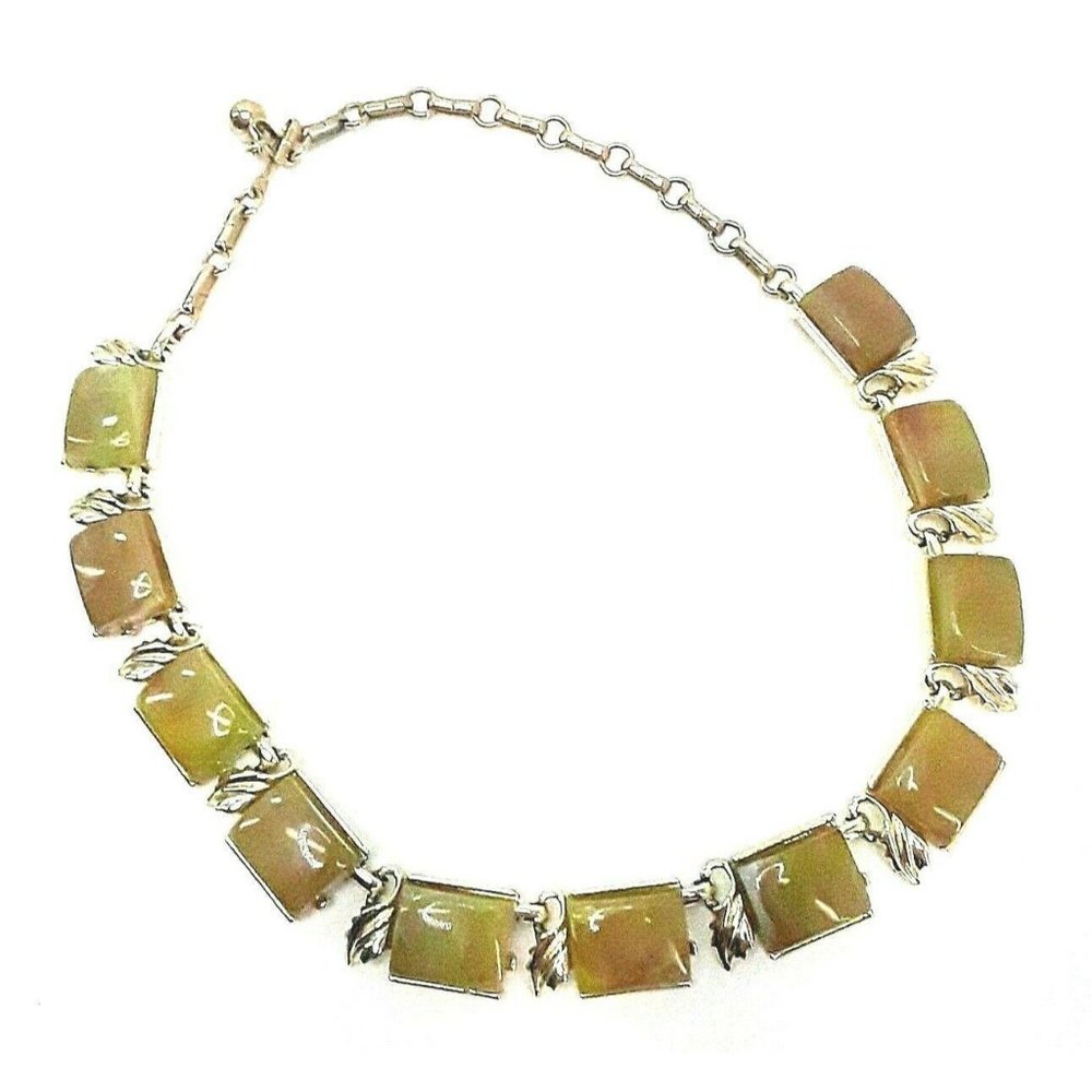 Vintage Coro Thermoset Necklace Goldtone Marbled Green Yellow Beads Stones